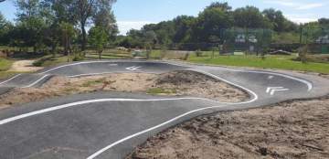 Réalisation d'un pump track